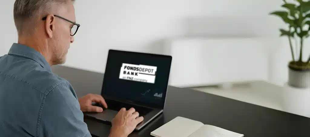 Headerbild der Fondsdepot Bank-Seite – durch Vermittlerwechsel zu PROfinance bis zu 99 % Rückvergütung, 0 % Ausgabeaufschlag und attraktive Fondskonditionen sichern