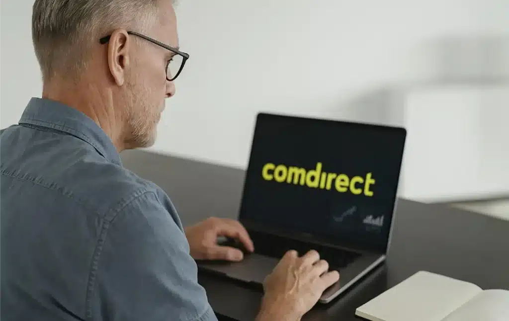 Titelbild des PROfinance comdirect-Blogs – Tipps zur Fondsanlage, App-Nutzung, Rückerstattung von Bestandsprovisionen und smarter Depotführung auf einen Blick